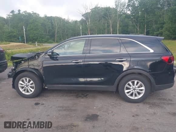 2019 Kia Sorento LX with VIN 5XYPG4A33KG578519, listed as a IAAI auction lot 42732239 with 48,573 mi miles and . Bid and sale history available at DreamBid. Image 15.