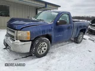 2013 Chevrolet Silverado 1500 Work Truck z VIN 1GCNKPEX5DZ268722, wystawiony jako Copart lot #87367074 z przebiegiem 64 669 mil mil oraz Szkoda całkowita • Salvage title. Historia ofert i sprzedaży dostępna na DreamBid. Obrazek 1.