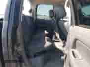 2004 Dodge 1500 ST z VIN 1D7HA18K04J284327, wystawiony jako IAAI lot #42263248 z przebiegiem 194 944 mil mil oraz . Historia ofert i sprzedaży dostępna na DreamBid. Obrazek 8.