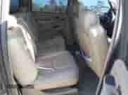 2004 Chevrolet Silverado 2500HD LS с VIN 1GCHK23U84F116654, выставлен на аукционе IAAI как лот 41585215 с пробегом 141 618 миль миль и . История ставок и продаж доступна на DreamBid. Изображение 8.
