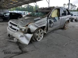 2007 Chevrolet TrailBlazer SS с VIN 1GNES13H072134648, выставлен на аукционе Copart как лот 69706385 с пробегом Не указан миль и На запчасти • Non repairable. История ставок и продаж доступна на DreamBid. Изображение 1.