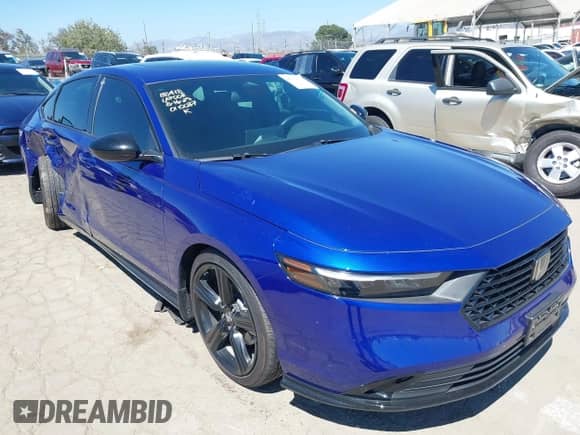 2024 Honda Accord Sport-L z VIN 1HGCY2F70RA033997, wystawiony jako IAAI lot #43034378 z przebiegiem 19 454 mil mil oraz . Historia ofert i sprzedaży dostępna na DreamBid. Obrazek 1.