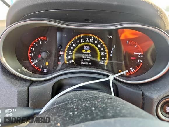 2019 Dodge Durango SXT z VIN 1C4RDHAG2KC525181, wystawiony jako Copart lot #71376705 z przebiegiem 130 676 mil mil oraz Szkoda całkowita • Salvage title. Historia ofert i sprzedaży dostępna na DreamBid. Obrazek 9.