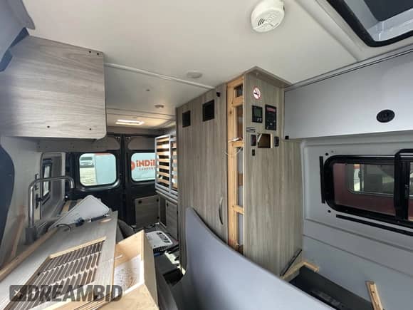 2022 Ram ProMaster Cargo с VIN 3C6MRVJG4NE103895, выставлен на аукционе IAAI как лот 43215192 с пробегом Не указан миль и . История ставок и продаж доступна на DreamBid. Изображение 11.