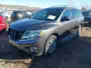 2014 Nissan Pathfinder Platinum Hybrid with VIN 5N1CR2MN5EC658290, listed as a IAAI auction lot 41041387 with 102,243 mi miles and . Bid and sale history available at DreamBid. Image 2.