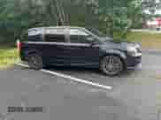 2015 Dodge Grand Caravan SE with VIN 2C4RDGBG5FR669264, listed as a Copart auction lot 68374985 with 139,947 mi miles and Clean title. Bid and sale history available at DreamBid. Image 1.