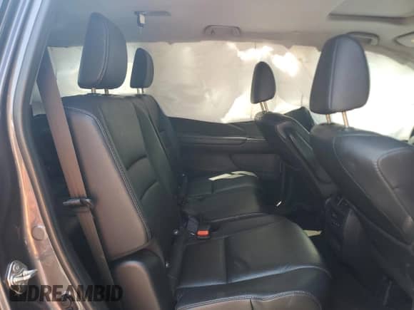 2018 Honda Pilot EX-L с VIN 5FNYF6H50JB028100, выставлен на аукционе Copart как лот 67816985 с пробегом 154 892 миль миль и Списание • Salvage title. История ставок и продаж доступна на DreamBid. Изображение 11.