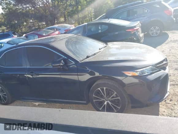 2020 Toyota Camry SE with VIN 4T1G11AK7LU927300, listed as a IAAI auction lot 43327703 with 109,497 mi miles and . Bid and sale history available at DreamBid. Image 13.