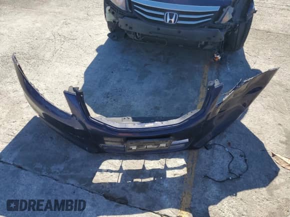 2012 Honda Accord LX Premium с VIN 1HGCP2F42CA028896, выставлен на аукционе Copart как лот 86888115 с пробегом 202 035 миль миль и Списание • Salvage title. История ставок и продаж доступна на DreamBid. Изображение 12.