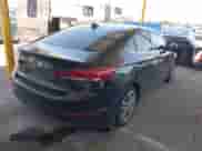 2017 Hyundai Elantra Limited z VIN 5NPD84LF0HH098947, wystawiony jako IAAI lot #42316562 z przebiegiem 102 629 mil mil oraz . Historia ofert i sprzedaży dostępna na DreamBid. Obrazek 4.