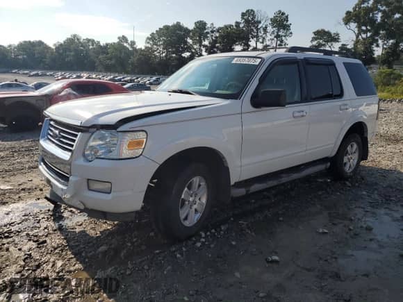 2010 Ford Explorer XLT с VIN 1FMEU6DE5AUA45802, выставлен на аукционе Copart как лот 69357075 с пробегом 172 950 миль миль и Списание • Salvage title. История ставок и продаж доступна на DreamBid. Изображение 1.