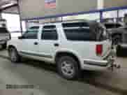 1998 Chevrolet Blazer LT z VIN 1GNDT13W4W2161227, wystawiony jako Copart lot #82557684 z przebiegiem Nie podano mil oraz Szkoda całkowita • Salvage title. Historia ofert i sprzedaży dostępna na DreamBid. Obrazek 2.