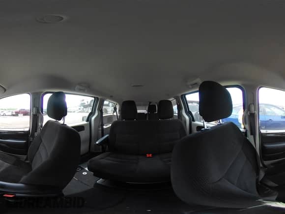 2015 Dodge Grand Caravan SE with VIN 2C4RDGBG1FR687454, listed as a IAAI auction lot 42282820 with 75,272 mi miles and . Bid and sale history available at DreamBid. Image 18.