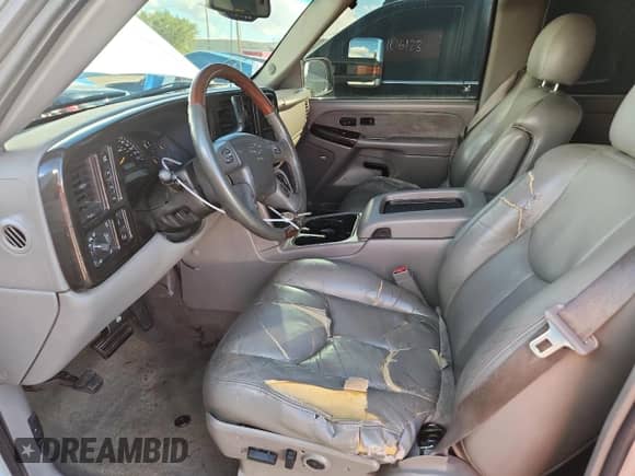 2003 GMC Sierra 1500 SLT with VIN 1GTEK19T03Z289870, listed as a Copart auction lot 71614465 with 214,694 mi miles and Salvage title. Bid and sale history available at DreamBid. Image 7.