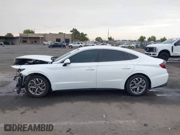2021 Hyundai Sonata SEL с VIN 5NPEL4JA6MH079906, выставлен на аукционе IAAI как лот 43110382 с пробегом 28 802 миль миль и . История ставок и продаж доступна на DreamBid. Изображение 14.