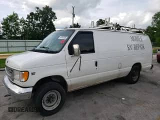 2000 Ford Econoline Cargo с VIN 1FTSS34F9YHA01907, выставлен на аукционе Copart как лот 60303835 с пробегом 239 839 миль миль и Списание • Salvage title. История ставок и продаж доступна на DreamBid. Изображение 1.