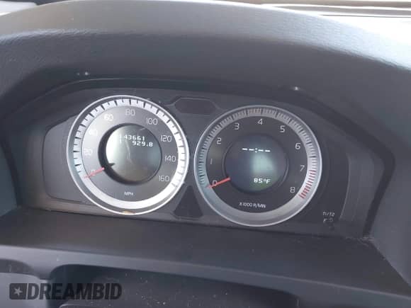 2012 Volvo S60 T5 с VIN YV1622FS3C2034252, выставлен на аукционе IAAI как лот 43336269 с пробегом 143 661 миль миль и . История ставок и продаж доступна на DreamBid. Изображение 7.