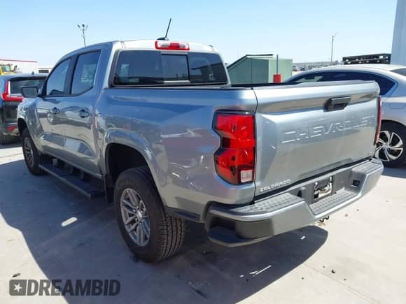 2023 Chevrolet Colorado 2WD LT с VIN 1GCPSCEK4P1231718, выставлен на аукционе IAAI как лот 41718041 с пробегом 4 380 миль миль и . История ставок и продаж доступна на DreamBid. Изображение 3.