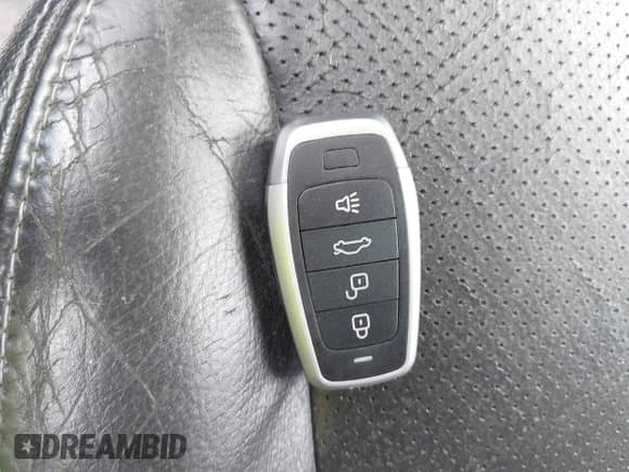 2014 Kia Sorento LX с VIN 5XYKT4A67EG538190, выставлен на аукционе IAAI как лот 43220445 с пробегом 228 585 миль миль и . История ставок и продаж доступна на DreamBid. Изображение 11.