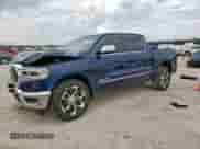 2020 Ram 1500 Limited z VIN 1C6SRFHT1LN343270, wystawiony jako Copart lot #65179515 z przebiegiem 97 700 mil mil oraz Szkoda całkowita • Salvage title. Historia ofert i sprzedaży dostępna na DreamBid. Obrazek 1.