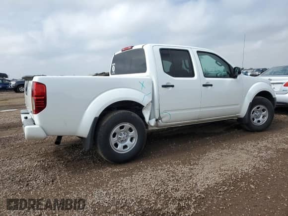 2020 Nissan Frontier Pro-4X with VIN 1N6ED0EB4LN715100, listed as a Copart auction lot 62114325 with 44,135 mi miles and Salvage title. Bid and sale history available at DreamBid. Image 3.