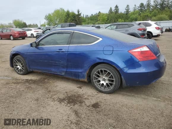 2009 Honda Accord EX with VIN 1HGCS12729A801125, listed as a Copart auction lot 58626375 with 252,858 mi miles and Salvage title. Bid and sale history available at DreamBid. Image 2.