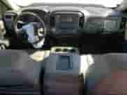2018 Chevrolet Silverado 1500 LS с VIN 1GCVKNEC2JZ222648, выставлен на аукционе Copart как лот 73195794 с пробегом 188 597 миль миль и На запчасти • Non repairable. История ставок и продаж доступна на DreamBid. Изображение 8.