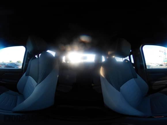 2024 Toyota Tacoma SR5 z VIN 3TMLB5JN9RM057547, wystawiony jako IAAI lot #42865640 z przebiegiem 28 049 mil mil oraz . Historia ofert i sprzedaży dostępna na DreamBid. Obrazek 23.