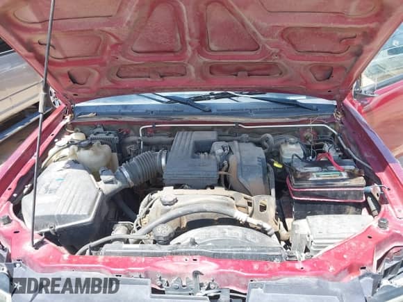 2005 Chevrolet Colorado 1SE LS Z71 with VIN 1GCDS136158217664, listed as a IAAI auction lot 42663424 with 188,243 mi miles and . Bid and sale history available at DreamBid. Image 10.