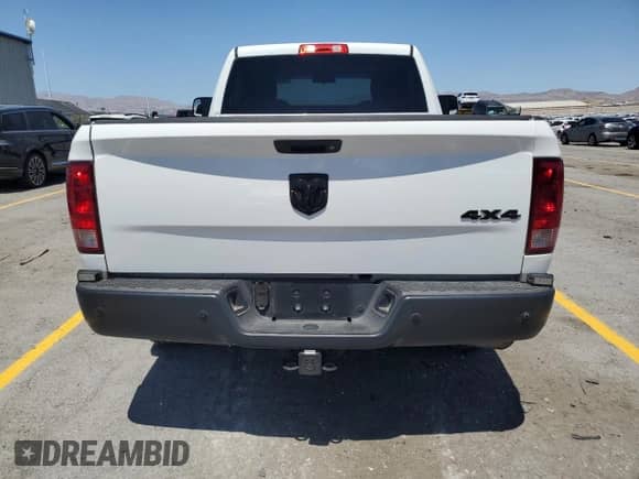 2014 Ram 1500 Express z VIN 3C6JR7ATXEG267748, wystawiony jako Copart lot #68311145 z przebiegiem 77 320 mil mil oraz Szkoda całkowita • Salvage title. Historia ofert i sprzedaży dostępna na DreamBid. Obrazek 6.