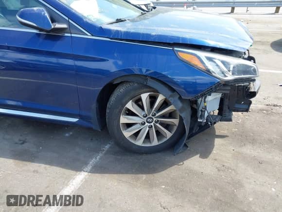 2017 Hyundai Sonata Limited с VIN 5NPE34AF4HH556852, выставлен на аукционе IAAI как лот 43146322 с пробегом 92 007 миль миль и . История ставок и продаж доступна на DreamBid. Изображение 20.