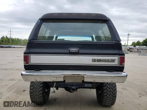 1988 Chevrolet Blazer с VIN 1GNEV18K5JF143423, выставлен на аукционе Copart как лот 55763905 с пробегом 93 600 миль миль и Чистый • Clean title. История ставок и продаж доступна на DreamBid. Изображение 6.