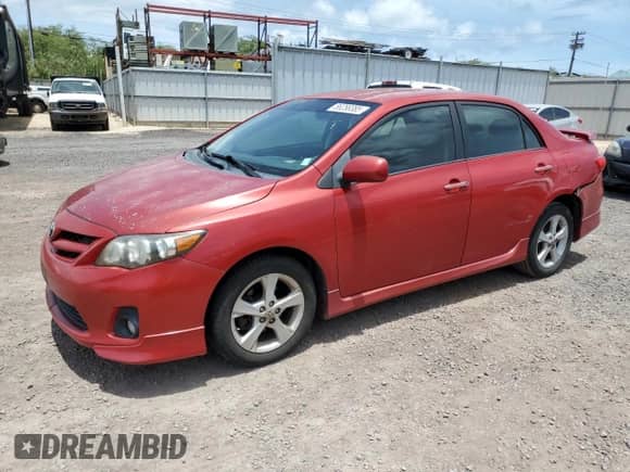 2011 Toyota Corolla S z VIN 2T1BU4EE1BC621412, wystawiony jako Copart lot #56258385 z przebiegiem 159 292 mil mil oraz Szkoda całkowita • Salvage title. Historia ofert i sprzedaży dostępna na DreamBid. Obrazek 1.