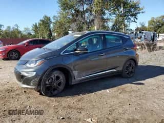 2020 Chevrolet Bolt EV Premier с VIN 1G1FZ6S0XL4140062, выставлен на аукционе Copart как лот 86087325 с пробегом 22 105 миль миль и Списание • Salvage title. История ставок и продаж доступна на DreamBid. Изображение 1.