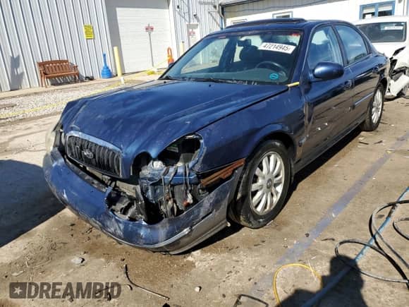 2002 Hyundai Sonata GLS with VIN KMHWF35H52A717219, listed as a Copart auction lot 47214945 with 109,787 mi miles and Salvage title. Bid and sale history available at DreamBid. Image 1.