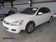 2007 Honda Accord EX-L z VIN 1HGCM66587A093475, wystawiony jako IAAI lot #43519373 z przebiegiem 156 570 mil mil oraz . Historia ofert i sprzedaży dostępna na DreamBid. Obrazek 2.