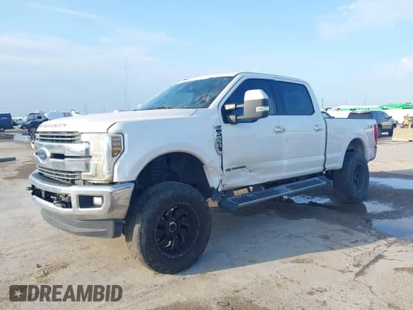 2018 Ford F-250 XL with VIN 1FT7W2BT2JEB88489, listed as a IAAI auction lot 42669977 with 164,618 mi miles and . Bid and sale history available at DreamBid. Image 6.