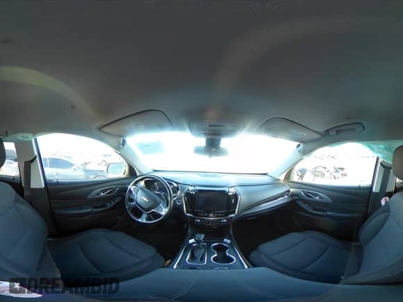 2021 Chevrolet Traverse LT Cloth z VIN 1GNERGKW2MJ169045, wystawiony jako IAAI lot #42935055 z przebiegiem 64 272 mil mil oraz . Historia ofert i sprzedaży dostępna na DreamBid. Obrazek 18.