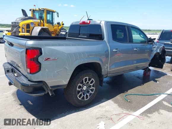 2025 Chevrolet Colorado 4WD Z71 с VIN 1GCPTDEKXS1125074, выставлен на аукционе IAAI как лот 42597741 с пробегом 1 239 миль миль и . История ставок и продаж доступна на DreamBid. Изображение 4.