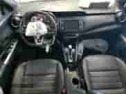 2020 Nissan Kicks SR z VIN 3N1CP5DV7LL556862, wystawiony jako Copart lot #69544505 z przebiegiem 41 472 mil mil oraz Czysty tytuł • Clean title. Historia ofert i sprzedaży dostępna na DreamBid. Obrazek 8.