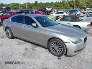 2011 BMW 7 Series 740i z VIN WBAKA4C50BC612511, wystawiony jako IAAI lot #43550829 z przebiegiem 160 782 mil mil oraz . Historia ofert i sprzedaży dostępna na DreamBid. Obrazek 1.