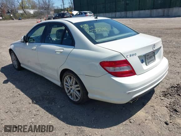 2008 Mercedes-Benz C 300 Sport z VIN WDDGF81X68F062900, wystawiony jako IAAI lot #42079938 z przebiegiem Nie podano mil oraz . Historia ofert i sprzedaży dostępna na DreamBid. Obrazek 3.