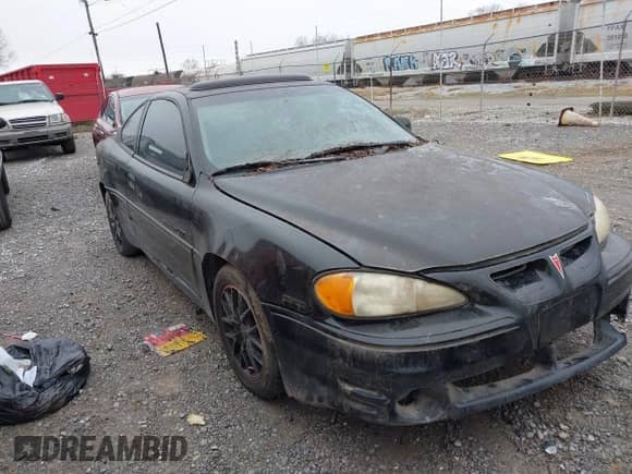 2000 Pontiac Grand Am GT z VIN 1G2NW12E2YM744579, wystawiony jako IAAI lot #41098582 z przebiegiem 186 205 mil mil oraz . Historia ofert i sprzedaży dostępna na DreamBid. Obrazek 1.