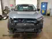 2024 Toyota Corolla Cross L с VIN 7MUAAABG6RV116238, выставлен на аукционе Copart как лот 81070555 с пробегом 3 011 миль миль и Списание • Salvage title. История ставок и продаж доступна на DreamBid. Изображение 5.