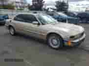 1999 BMW 7 Series 740iL z VIN WBAGH8335XDP00575, wystawiony jako Copart lot #82542055 z przebiegiem Nie podano mil oraz Szkoda całkowita • Salvage title. Historia ofert i sprzedaży dostępna na DreamBid. Obrazek 4.