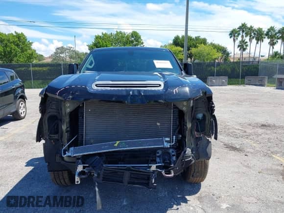 2020 Chevrolet Silverado 2500HD Work Truck z VIN 1GC1YLE7XLF168122, wystawiony jako IAAI lot #40403065 z przebiegiem 44 178 mil mil oraz . Historia ofert i sprzedaży dostępna na DreamBid. Obrazek 13.