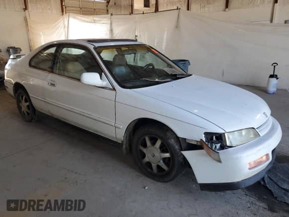 1995 Honda Accord EX with VIN 1HGCD7262SA019269, listed as a Copart auction lot 71641165 with Not provided miles and Salvage title. Bid and sale history available at DreamBid. Image 4.