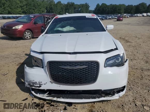 2017 Chrysler 300 S с VIN 2C3CCABG7HH577091, выставлен на аукционе Copart как лот 67063665 с пробегом 97 509 миль миль и Чистый • Clean title. История ставок и продаж доступна на DreamBid. Изображение 5.