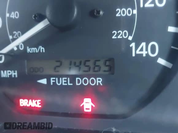 2001 Toyota Camry LE z VIN 4T1BG22K61U841437, wystawiony jako IAAI lot #43441661 z przebiegiem 214 565 mil mil oraz . Historia ofert i sprzedaży dostępna na DreamBid. Obrazek 7.