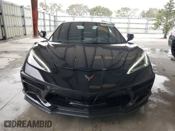 2021 Chevrolet Corvette 2LT with VIN 1G1YB3D44M5105931, listed as a Copart auction lot 42047874 with 18,025 mi miles and . Bid and sale history available at DreamBid. Image 5.